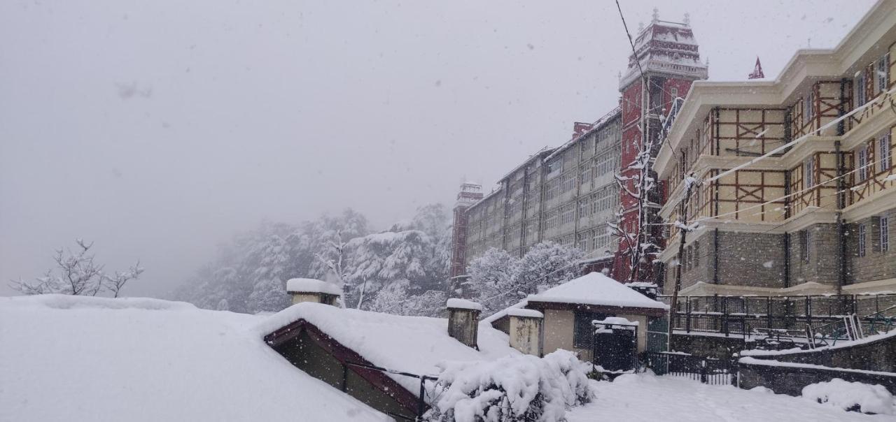 The Thistle Lodge Shimla Exterior photo