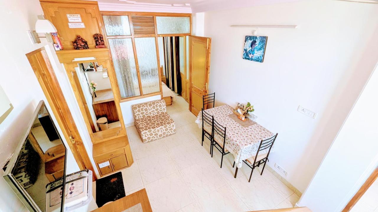 The Thistle Lodge Shimla Exterior photo
