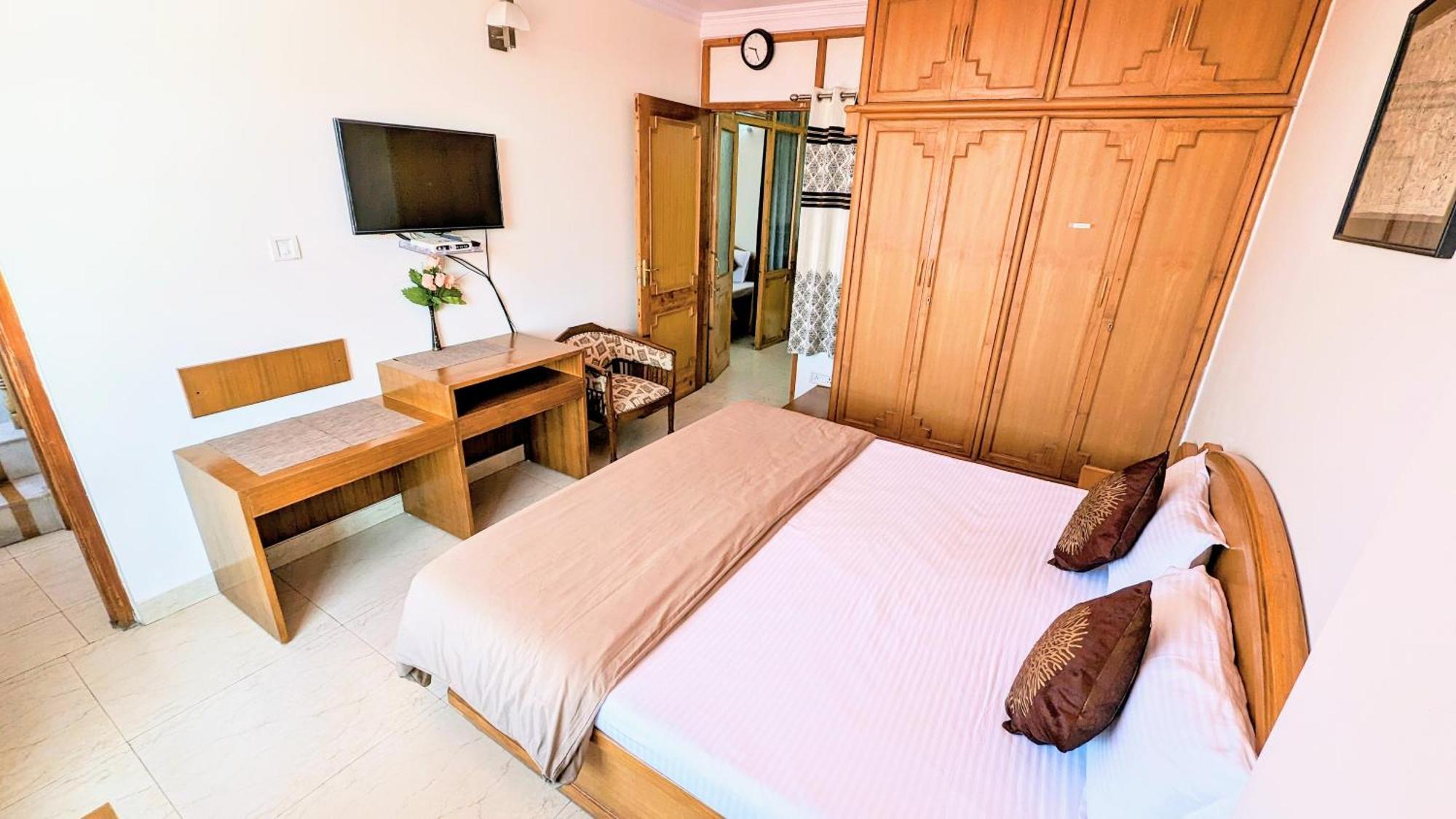 The Thistle Lodge Shimla Exterior photo